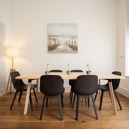 Luxury Seaside Apartment 伊斯特布恩 外观 照片